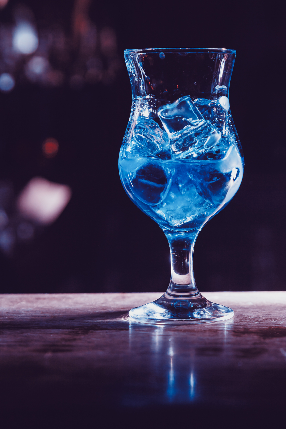 探秘酒吧中的鸡尾酒与酒精饮料 从经典到脱醇选择